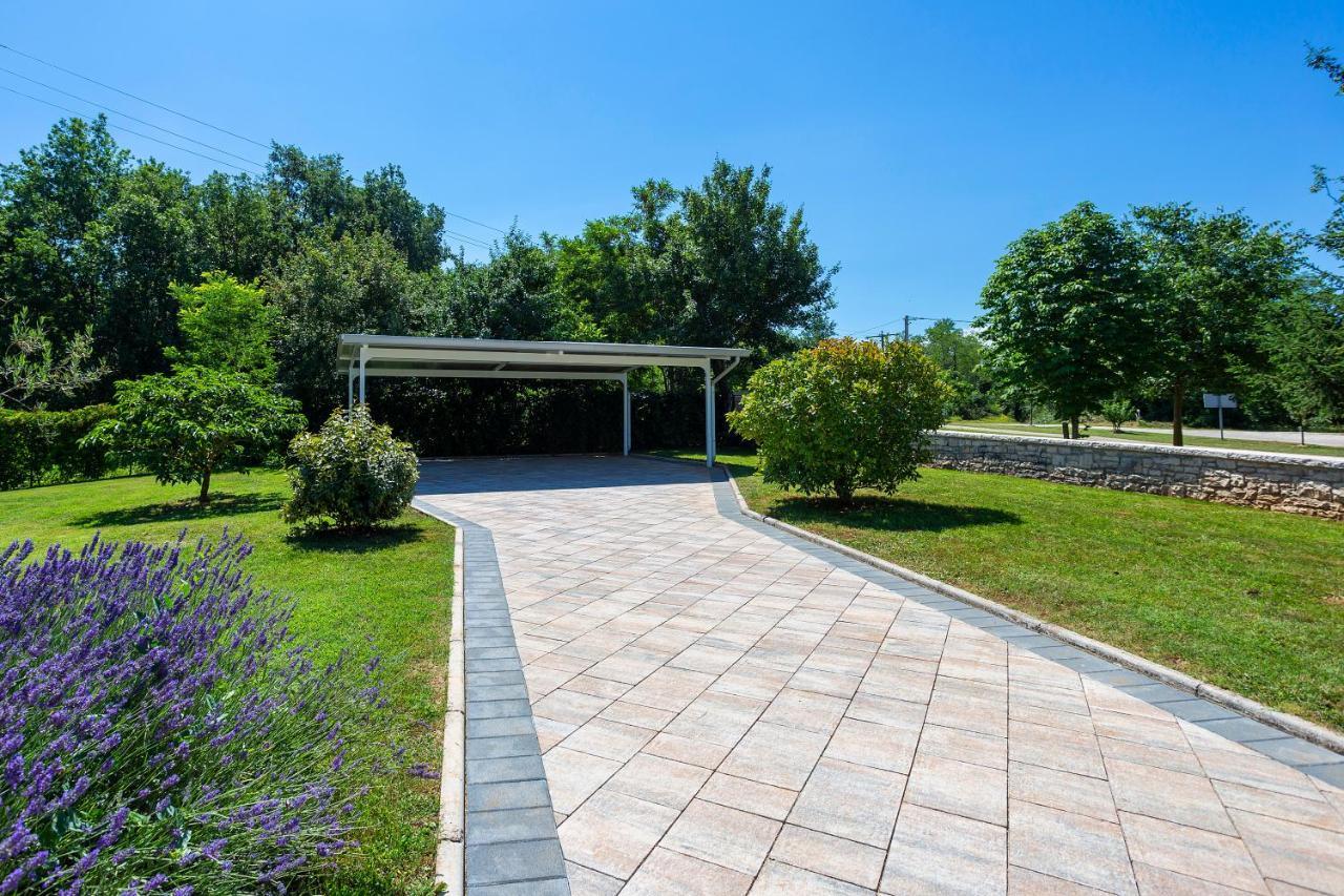 Villa Krizanci Zminj Exterior photo